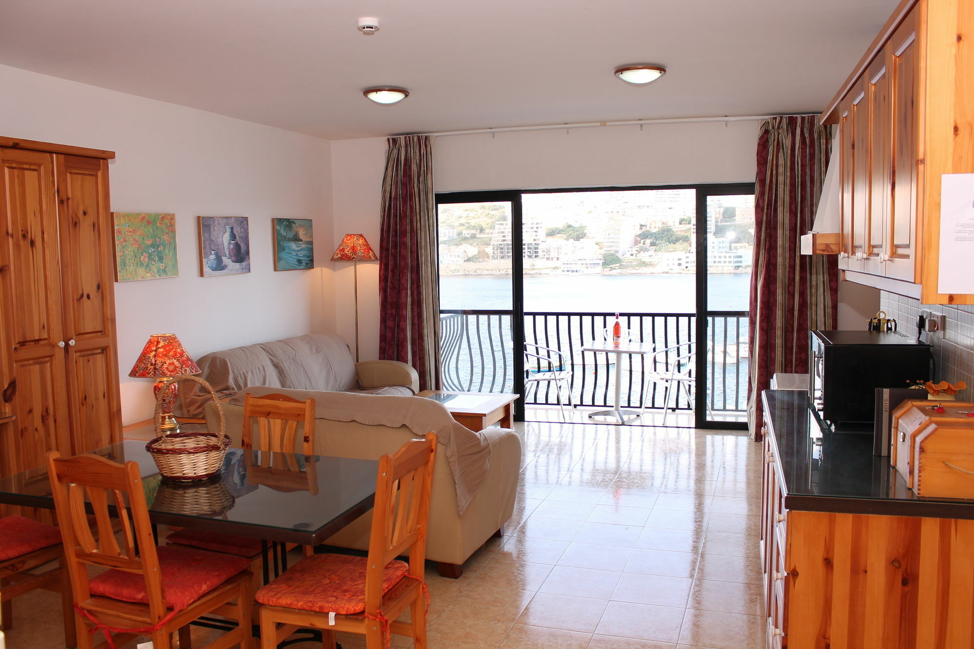 Harbour Lights Seafront 2 Bedroom Apartments With Panoramic Sea Views - By Getawaysmalta 세인트폴스베이 외부 사진