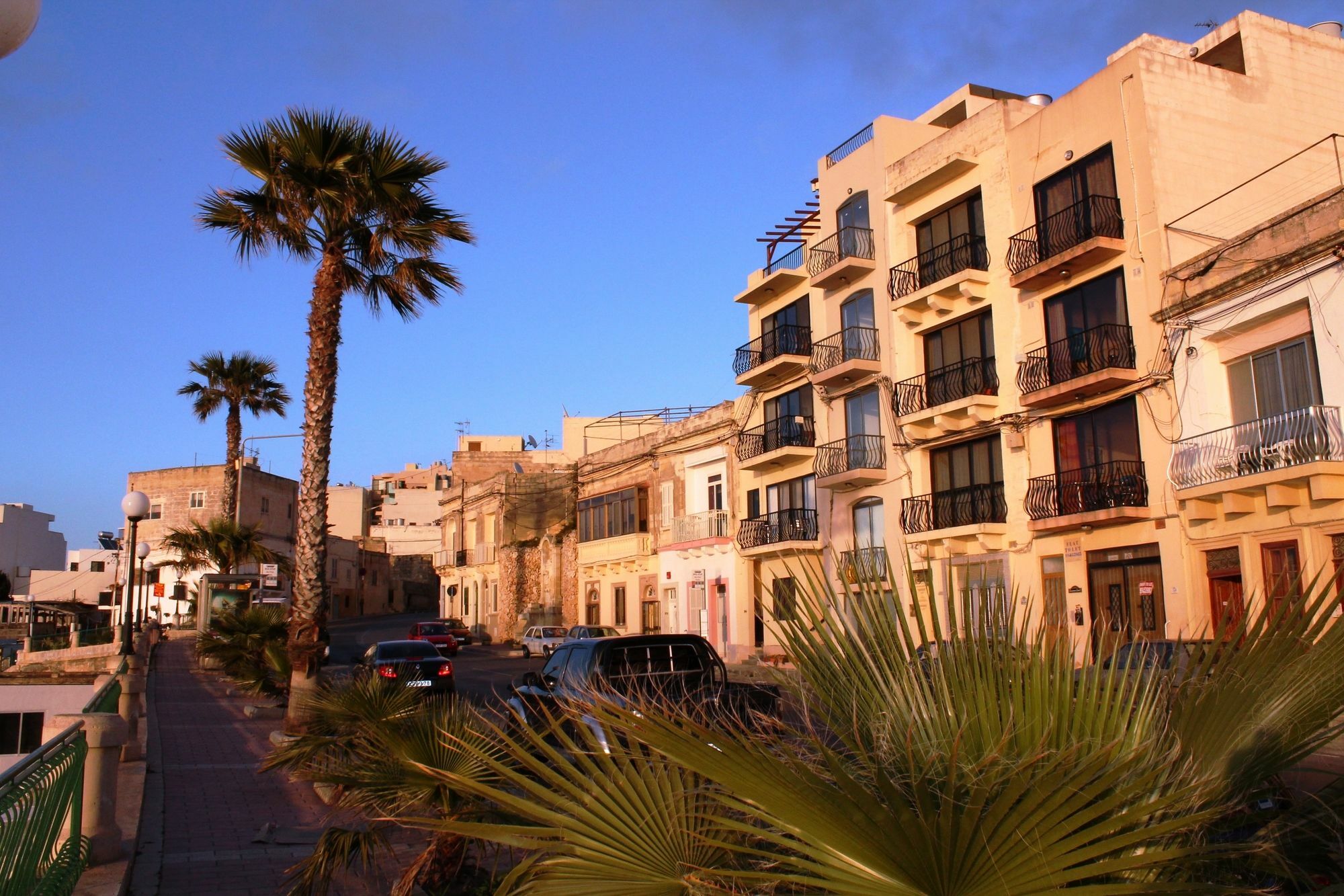 Harbour Lights Seafront 2 Bedroom Apartments With Panoramic Sea Views - By Getawaysmalta 세인트폴스베이 외부 사진